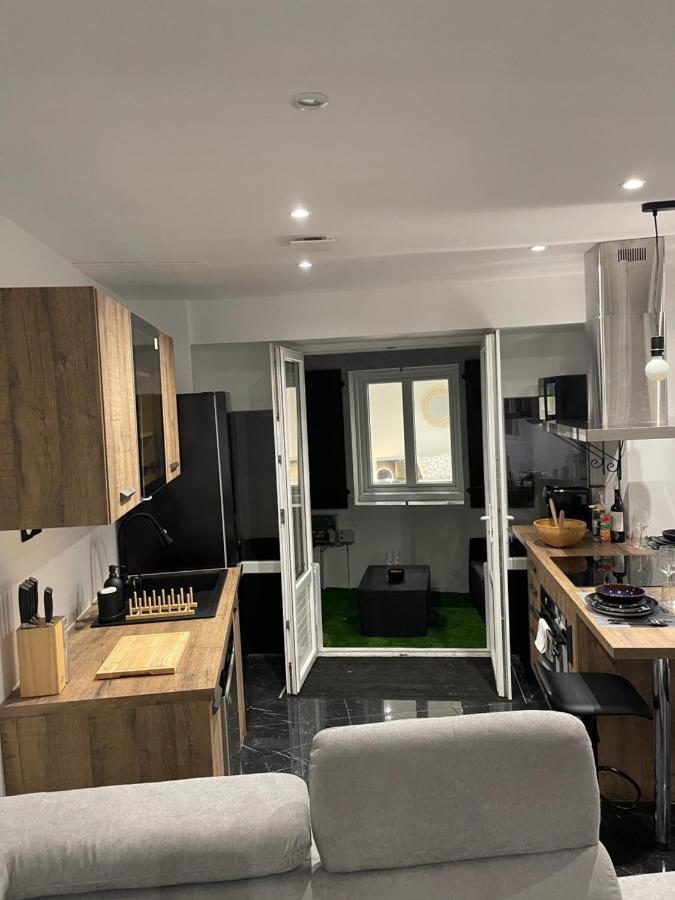 Appartement Hors Du Commun Avec Son Jacuzzi Salies-de-Bearn Exterior photo